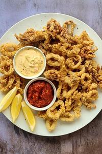 Calamari with Marinara & Ricardo Sauce