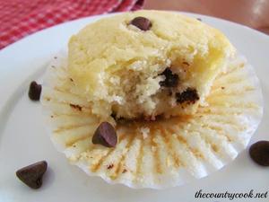 Chocolate Chip Muffin