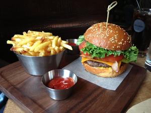Kids Burger & Fries