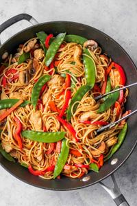 Chicken Lo Mein