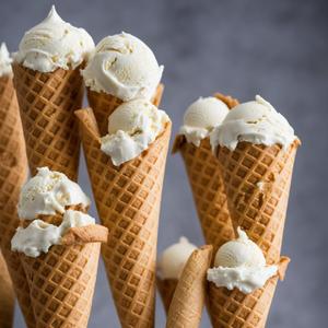 Ice Cream Cone (2 Scoops)