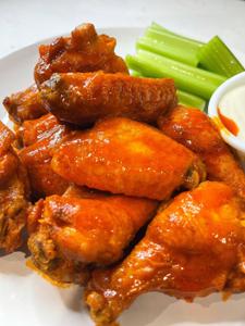 Chicken Wings, Hot (10 Wings)