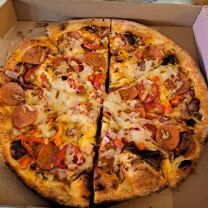 Pepperoni Pizza (1 Slice, Thin Crust)