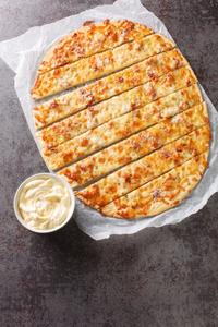 Garlic Cheese Fingers with Bacon (9-inch)