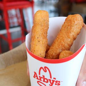 Mozzarella Sticks (4 piece)