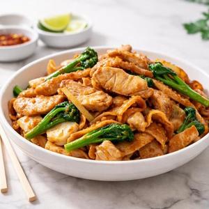 Pad See Ew with Chicken