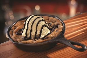 Skillet Chocolate Chip Cookie