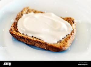 Toast with Cream Cheese (Whole Wheat Bread)