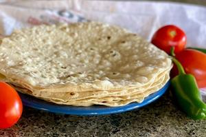 Flour Tortilla (1 Large)