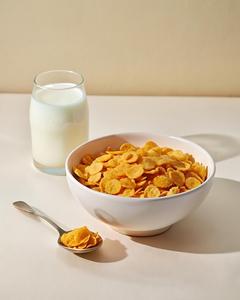 Frosted Flakes with Milk