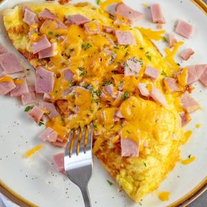 Ham and Cheese Omelette (2 Eggs)