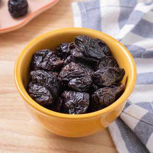 Prunes (4)