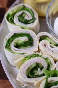 Turkey and Cheese Roll-Ups (3)
