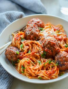 Spaghetti and Meatballs (1 Cup, 3 Meatballs)