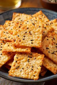 Rice Crackers (1 oz)