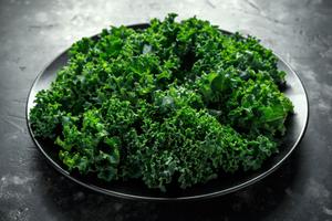 Kale, Raw (2 Cups)