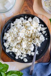 Feta Cheese, Crumbled (2 Tbsp)