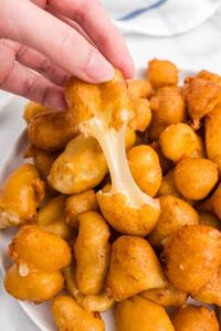 Cheese Curds (10 Curds)