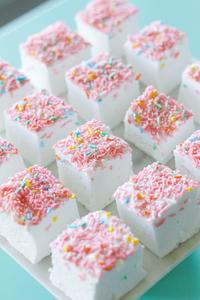 Marshmallows (4 Large)