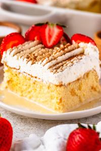 Tres Leches Cake (1 Slice)