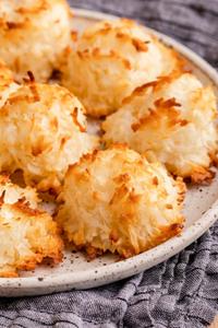 Coconut Macaroon