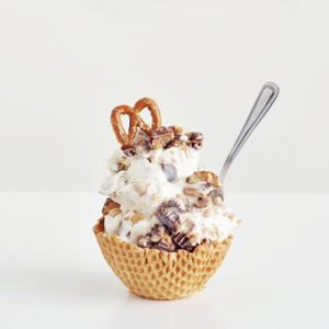 Vanilla Ice Cream with Mix-Ins (1/2 Cup)