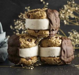 Ice Cream Sandwich